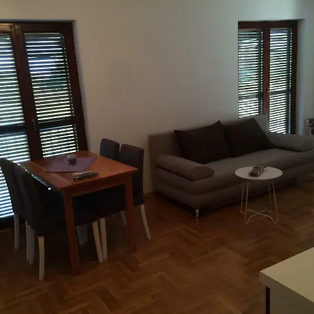 Appartement Antonija *