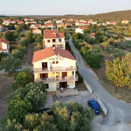 Apartamento Antonija Sukošan