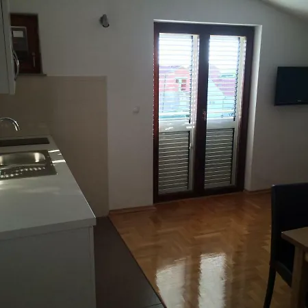 Apartamento Antonija *