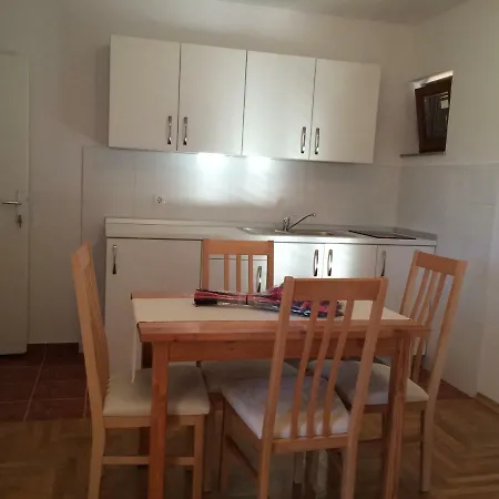 Apartamento Antonija *